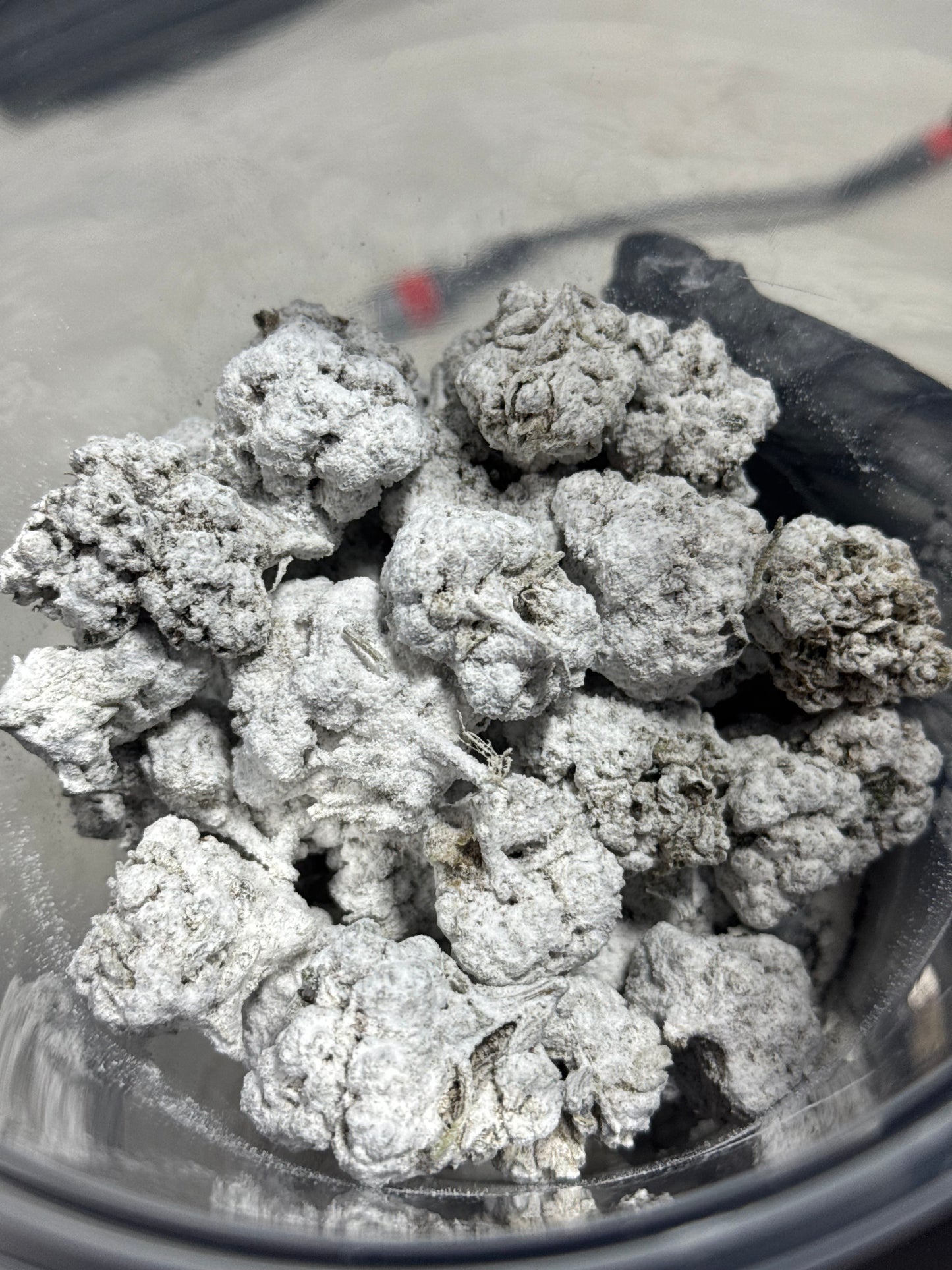 Snow Caps Ultra premium hemp Flowers by the QP